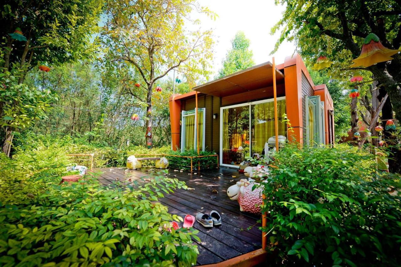 Energy Resort Nakhon Sawan Esterno foto