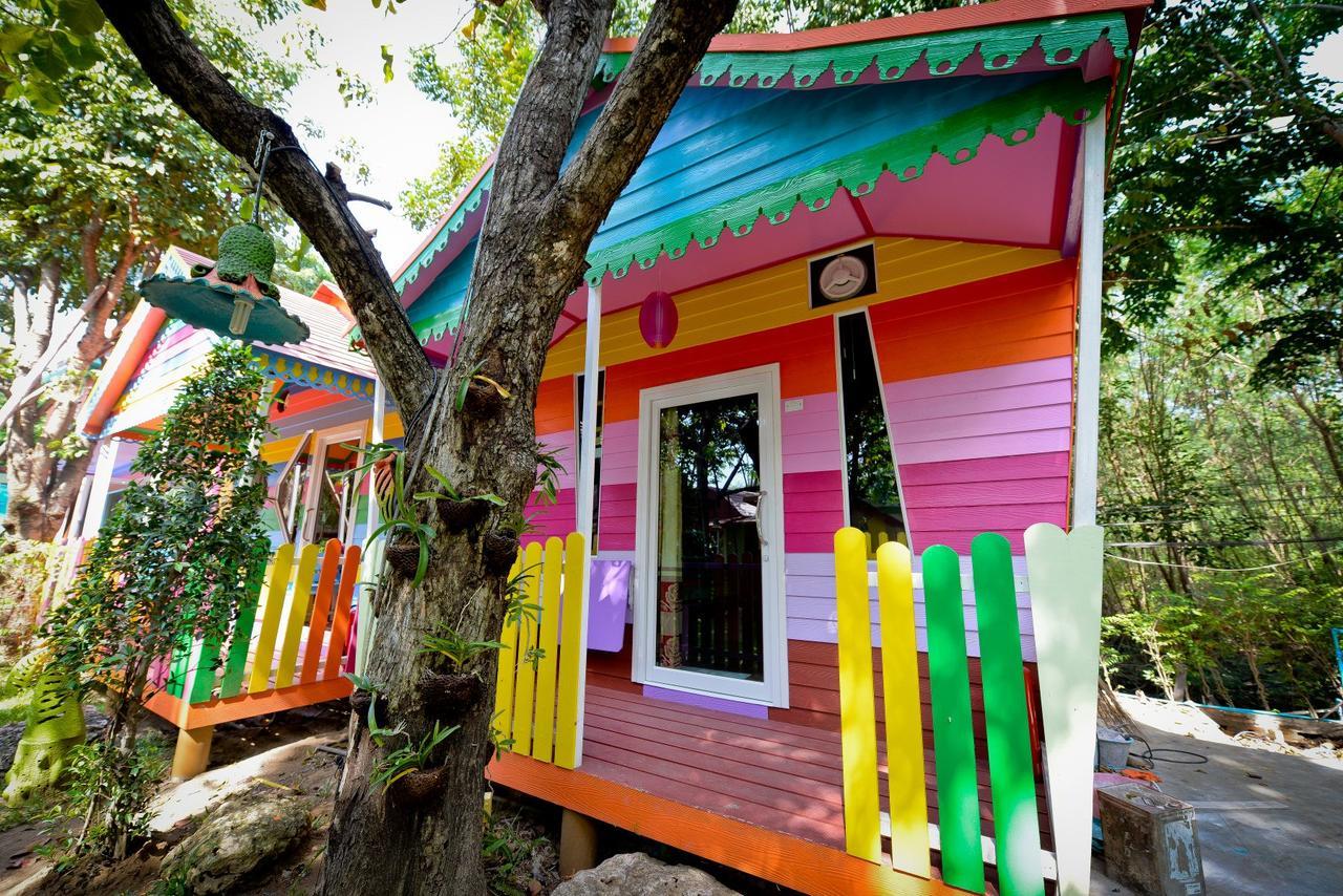 Energy Resort Nakhon Sawan Esterno foto