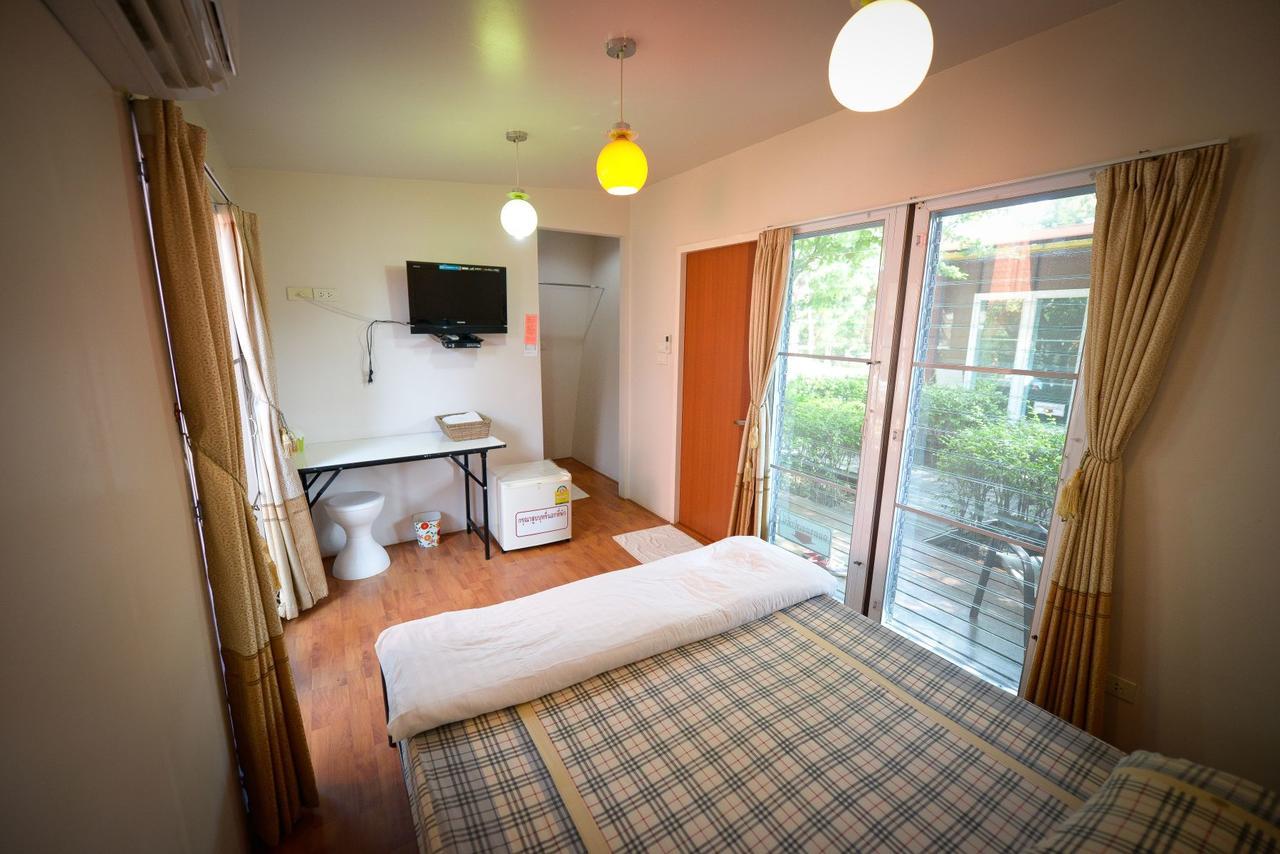 Energy Resort Nakhon Sawan Esterno foto
